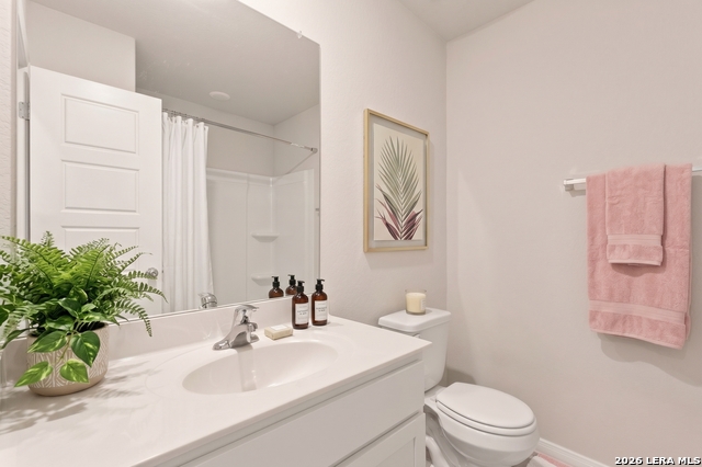1008 Windflower Property Photo 8