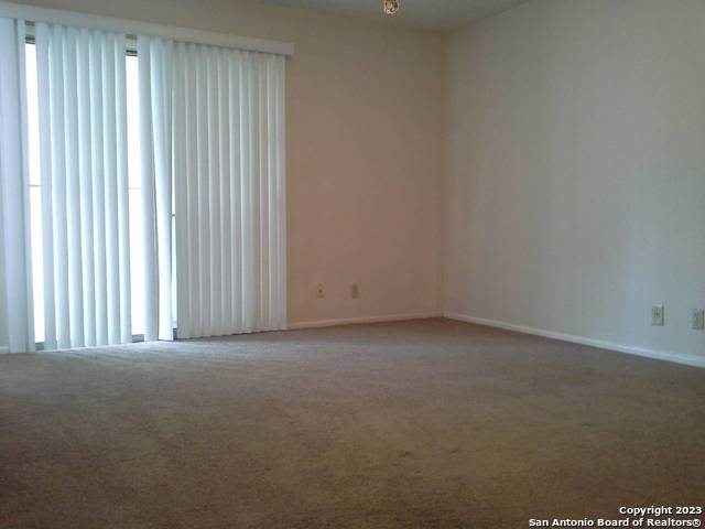 4002 Glenrock Dr Property Photo 9