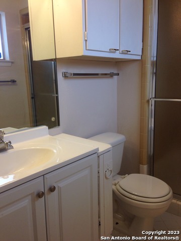 4002 Glenrock Dr Property Photo 10