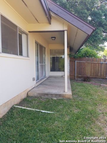 4002 Glenrock Dr Property Photo 13
