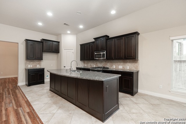 13822 Benedetta Property Photo 11