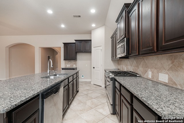 13822 Benedetta Property Photo 12