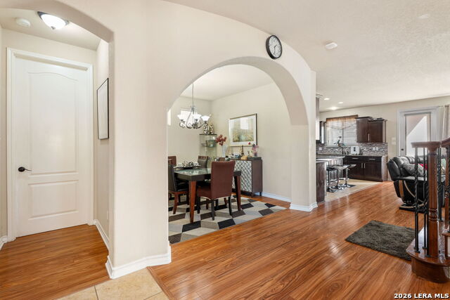 4234 Woodbridge Way Property Photo 5