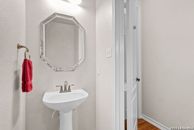 4234 Woodbridge Way Property Photo 14