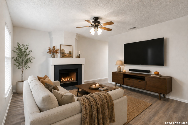 13014 Cavern Park Dr Property Photo 2