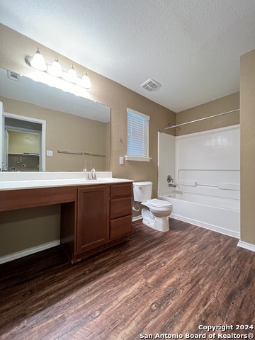 9058 Canter Horse Property Photo 36