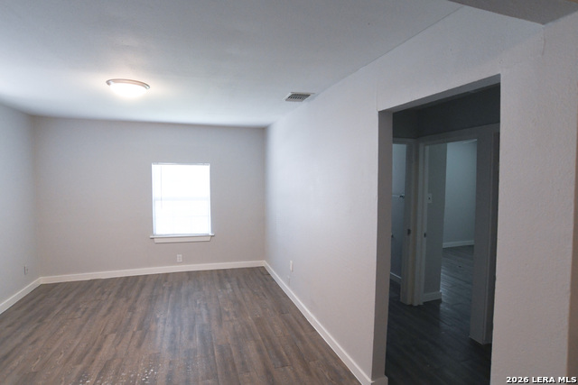 514 Bexar Dr Property Photo 3