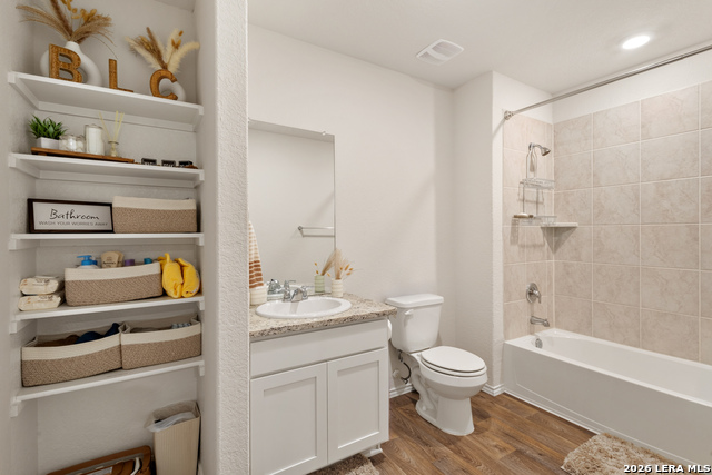 20523 Lorena Xing Property Photo 13