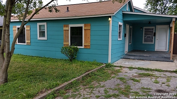 516 Bexar Dr Property Photo 11