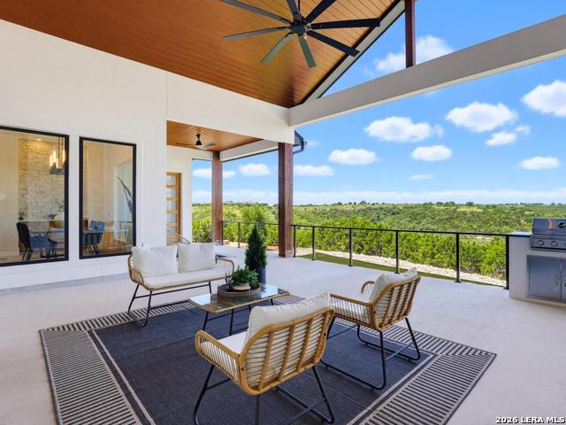 142 Paradise Pt Property Photo 42