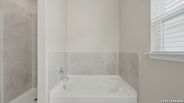 140 Fabarm Ln Property Photo 21