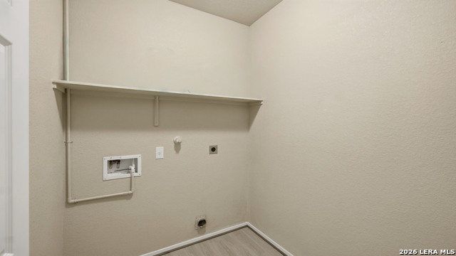 140 Fabarm Ln Property Photo 25