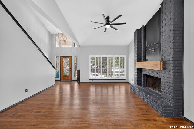 1911 Woodseer St Property Photo 5
