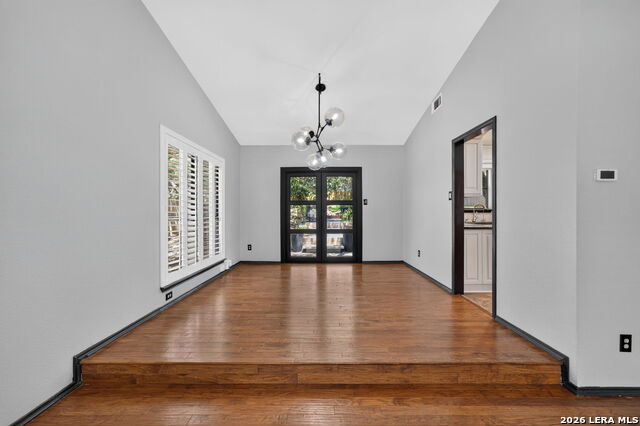 1911 Woodseer St Property Photo 8