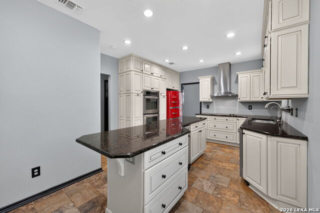 1911 Woodseer St Property Photo 11