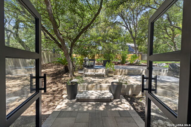 1911 Woodseer St Property Photo 22