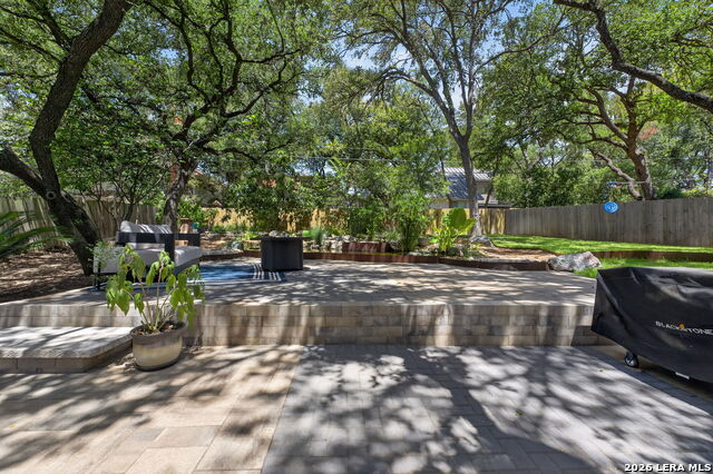 1911 Woodseer St Property Photo 25