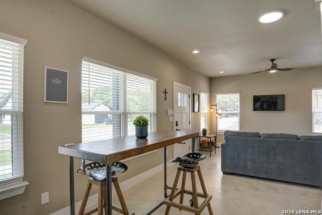 30652 Oakview Rd Property Photo 4