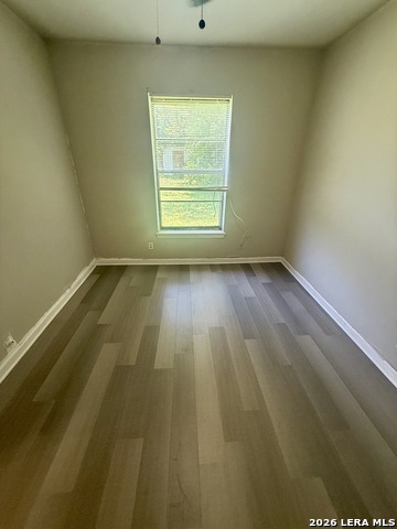 231 W Jewell Property Photo 14