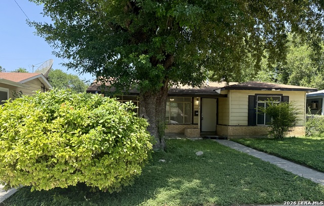 231 W Jewell Property Photo 19
