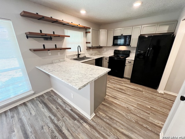 11226 Prairie Springs Dr Property Photo 8