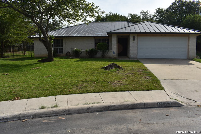 6142 Lyngrove St Property Photo 1