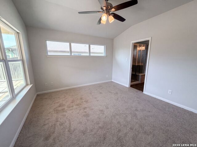 955 Pumpkin Rdg Property Photo 4
