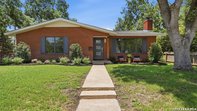 596 WILLOW AVE