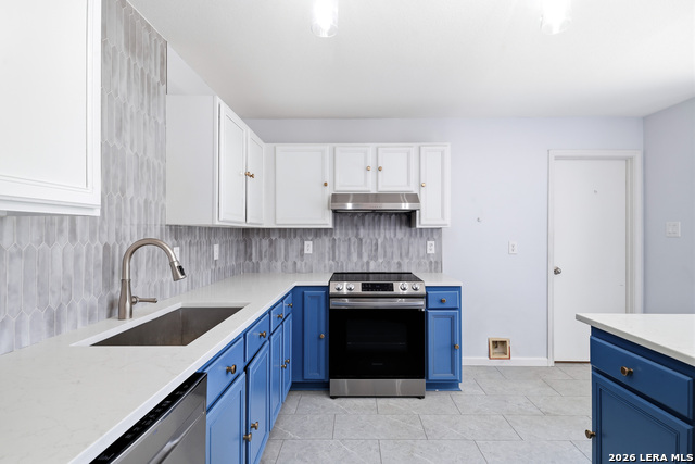 6318 Regency Wood Property Photo 3
