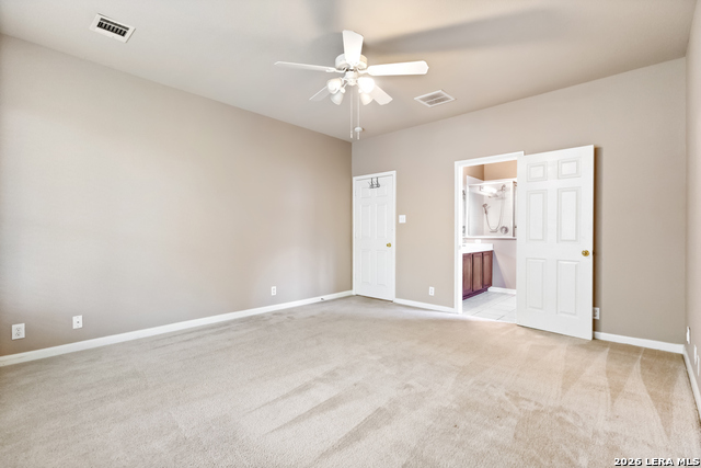 218 Knights Cross Property Photo 17