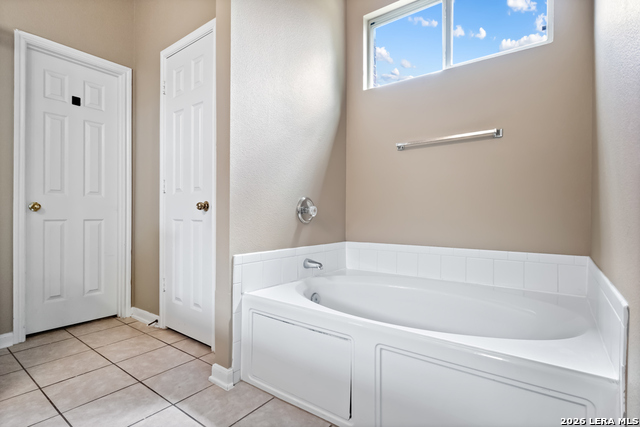 218 Knights Cross Property Photo 19