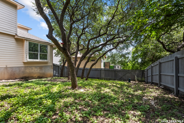218 Knights Cross Property Photo 32