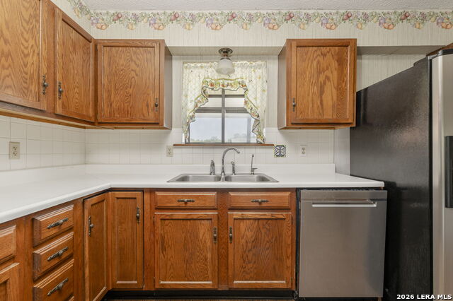 222 Deer Run St Property Photo 4