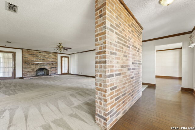 222 Deer Run St Property Photo 9