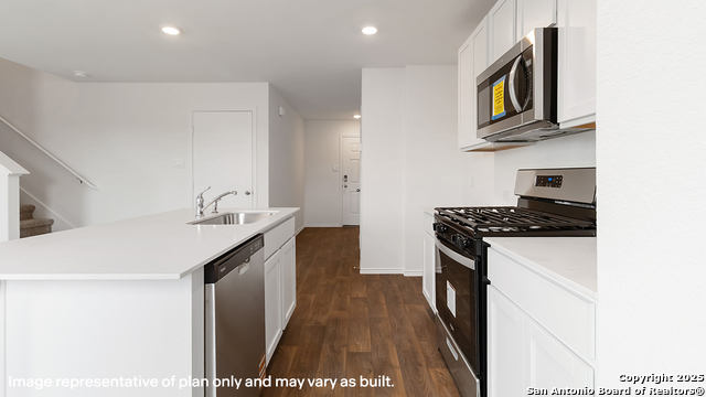 1023 Cholula Rd Property Photo 4