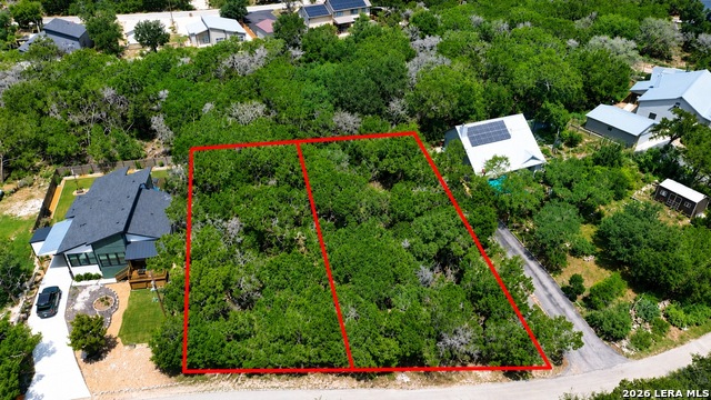 1672 Winding Creek Trl Property Photo 6