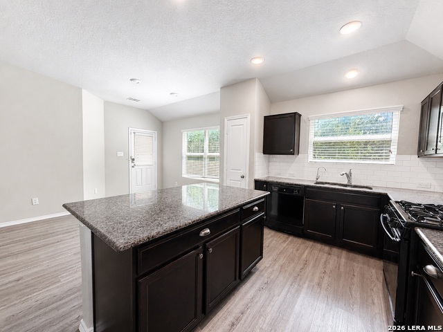 3918 Stanley Park Property Photo 7