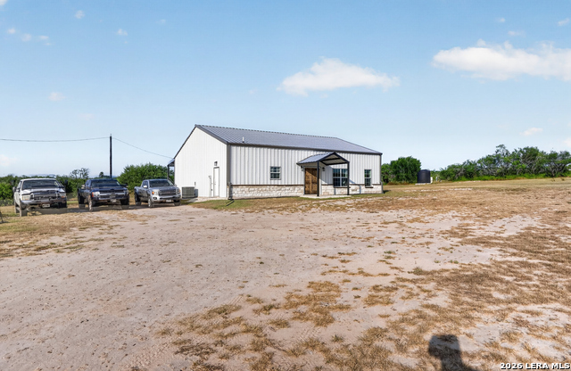 185 Pr 7460 Property Photo 8