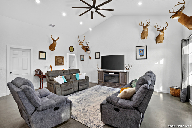 185 Pr 7460 Property Photo 15