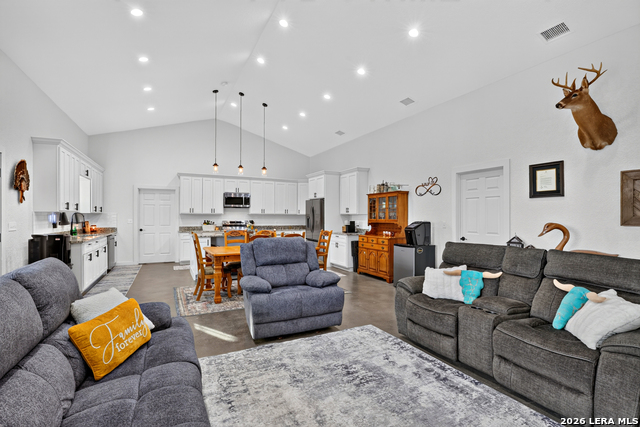 185 Pr 7460 Property Photo 17