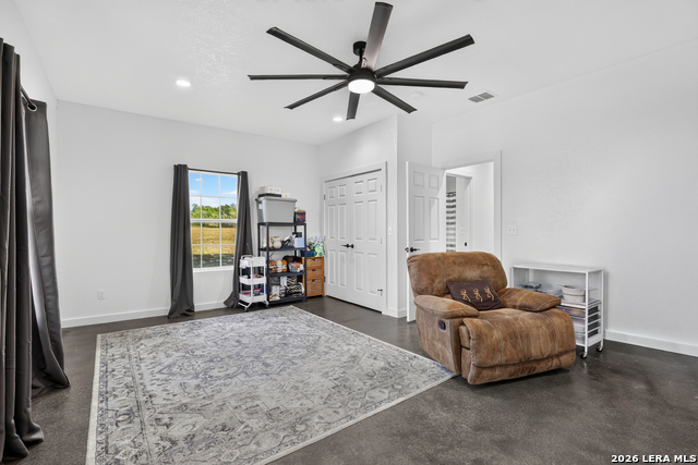 185 Pr 7460 Property Photo 27