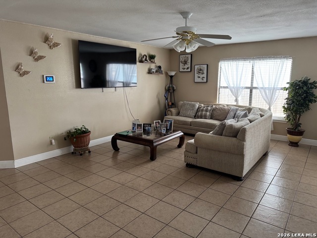 8051 Chestnut Barr Dr Property Photo 6