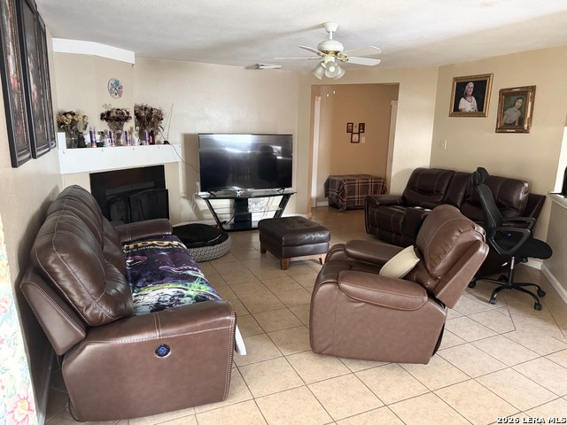 8051 Chestnut Barr Dr Property Photo 14