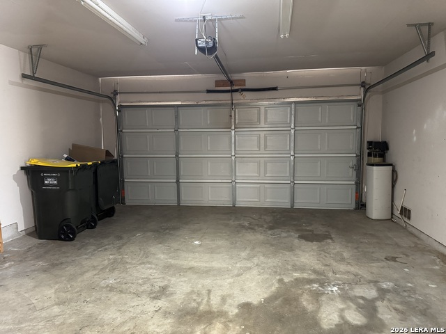 2805 Berry Way Property Photo 10