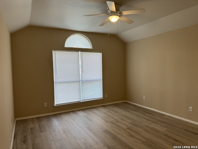 2805 Berry Way Property Photo 11