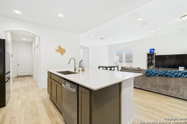 1719 Dalhart Property Photo 17