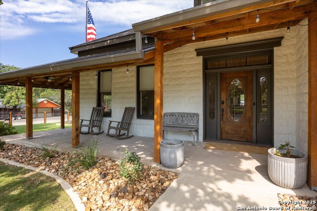 504 6th Property Photo 6