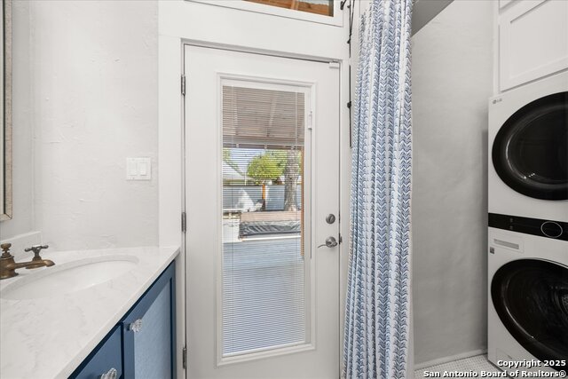 504 6th Property Photo 22