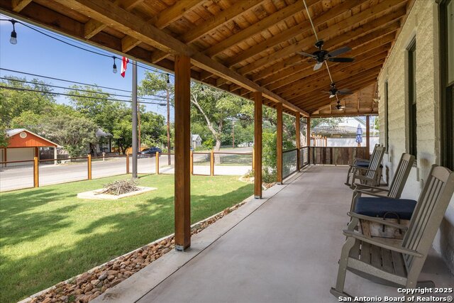504 6th Property Photo 33
