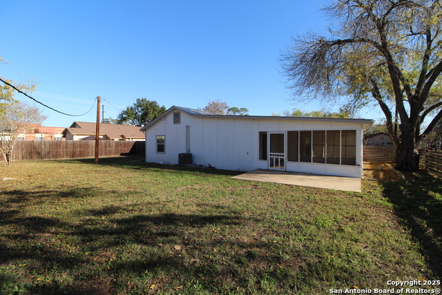 15331 Cottage Property Photo 3
